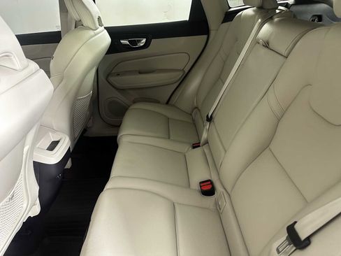 Used 2023 Volvo XC60 B5 Plus w/ Climate Package image 27