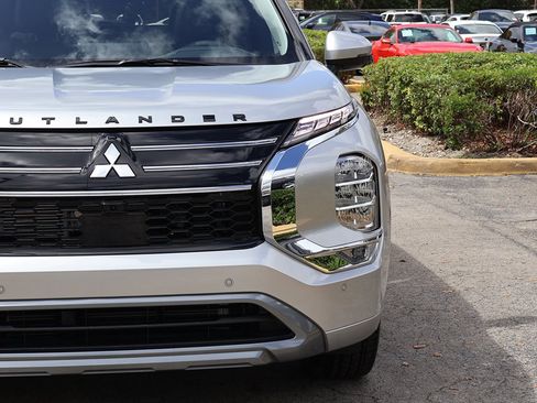 New 2026 Mitsubishi Outlander SEL image 15