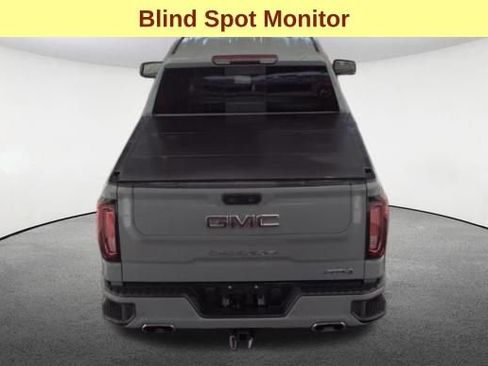 Used 2024 GMC Sierra 1500 AT4 w/ AT4 Premium Package AWD/4WD image 7