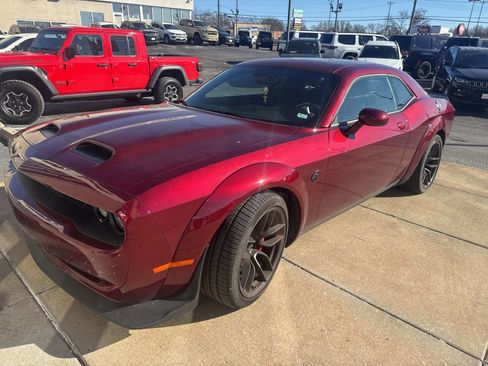 Used 2023 Dodge Challenger SRT Hellcat image 5