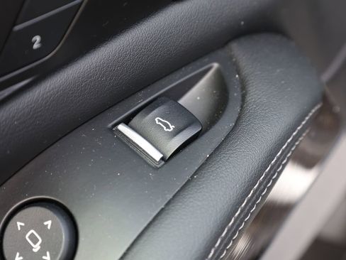 Used 2026 BMW X5 sDrive40i RWD image 14
