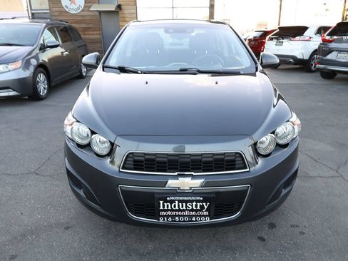 Used 2016 Chevrolet Sonic LT w/ Driver Confidence Package FWD image 3