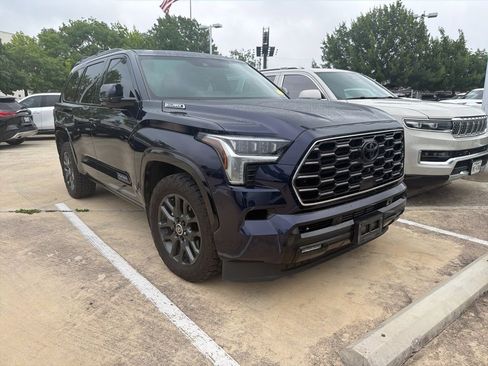 Used 2024 Toyota Sequoia Platinum AWD/4WD image 1