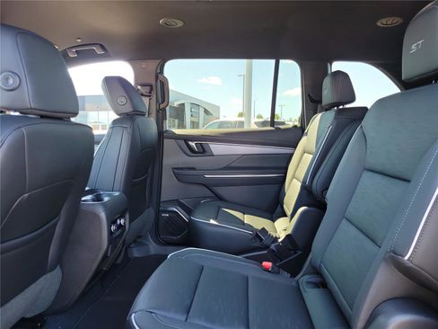 New 2026 Buick Enclave Sport Touring w/ Power Package image 11