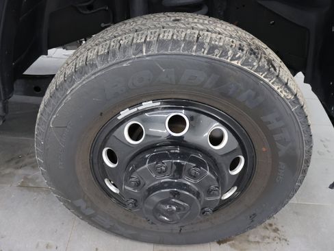 Used 2024 RAM 3500 Laramie w/ Night Edition AWD/4WD image 3