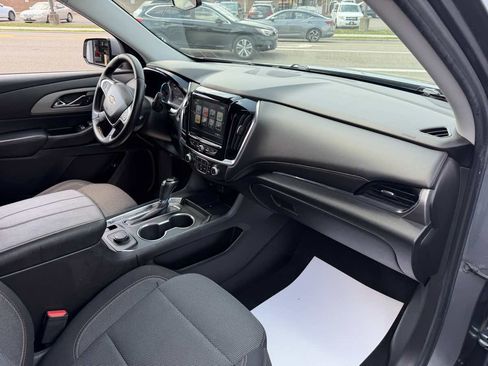 Used 2018 Chevrolet Traverse LT AWD/4WD image 21