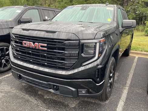 Used 2024 GMC Sierra 1500 Elevation AWD/4WD image 3