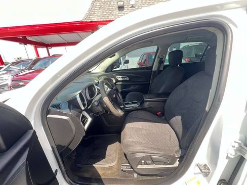 Used 2013 Chevrolet Equinox LS FWD image 4