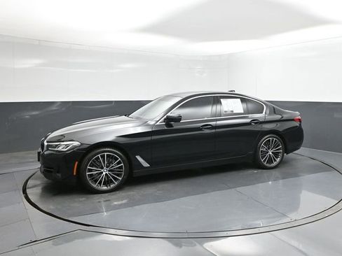 Used 2022 BMW 540i w/ Premium Package image 30