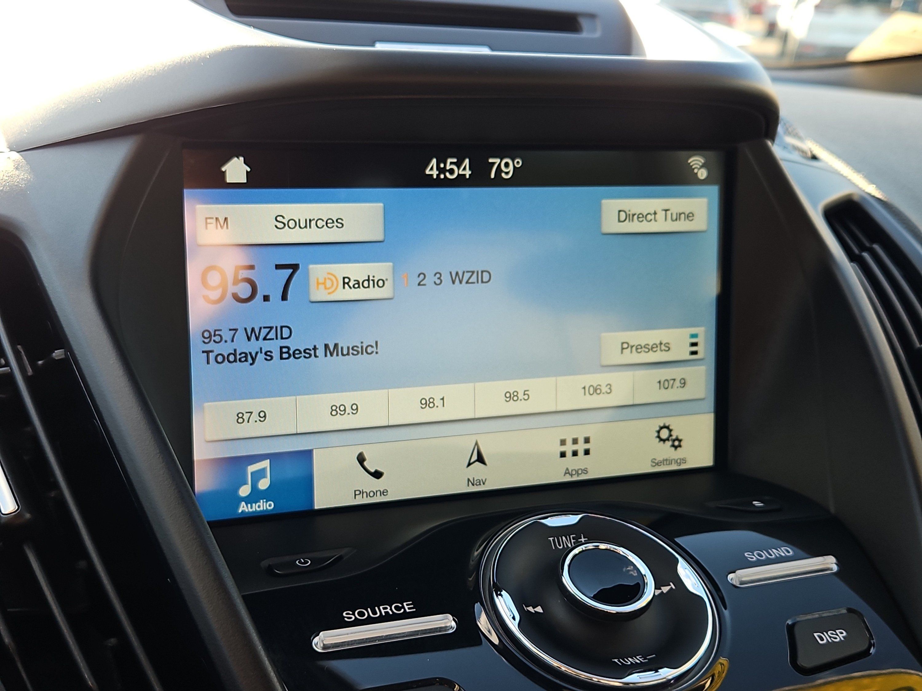 Used 2017 Ford Escape Titanium AWD/4WD image 22