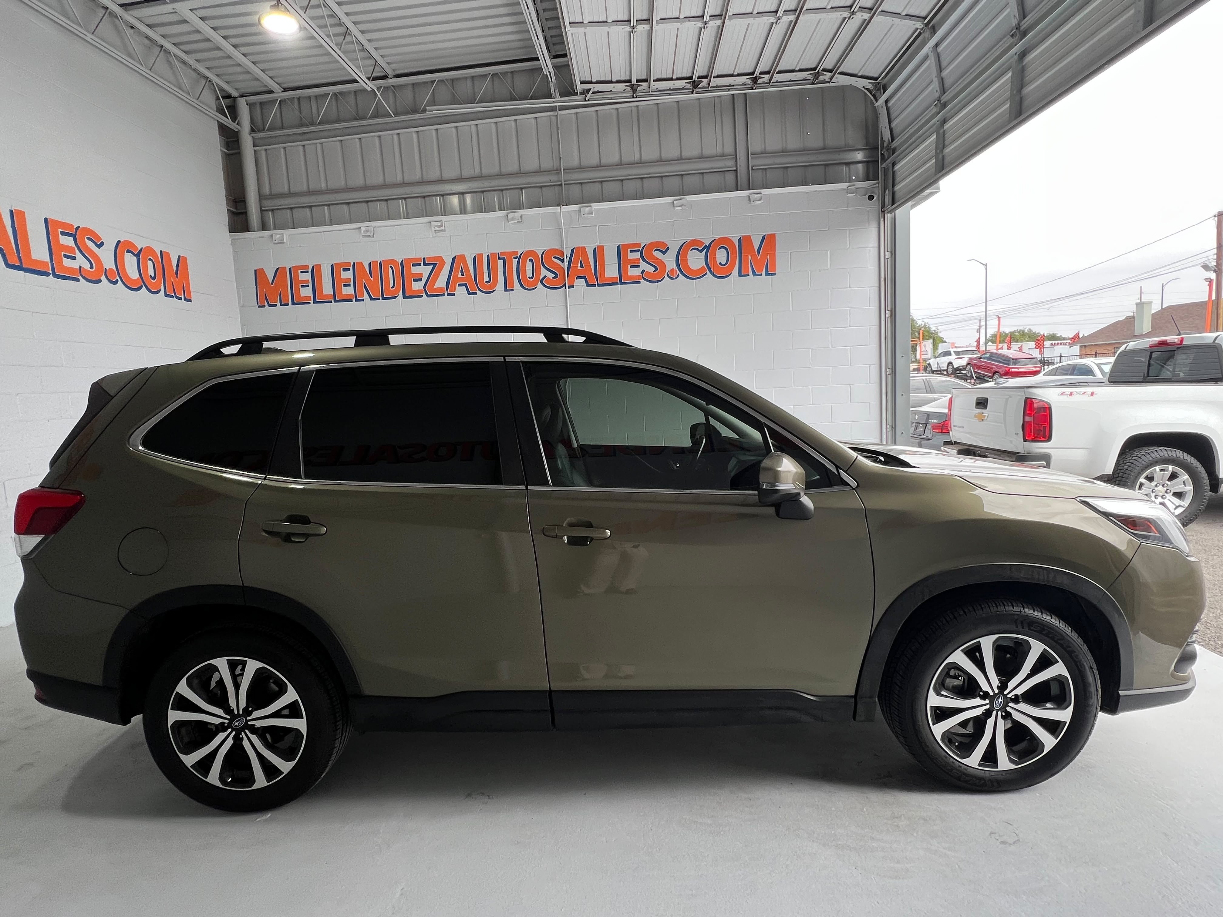 Used 2023 Subaru Forester Limited AWD/4WD image 7