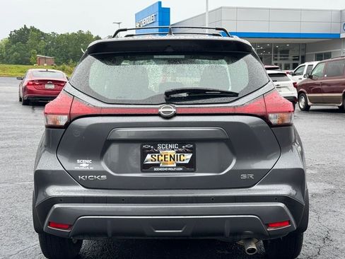 Used 2022 Nissan Kicks SR w/ Exterior Package image 4
