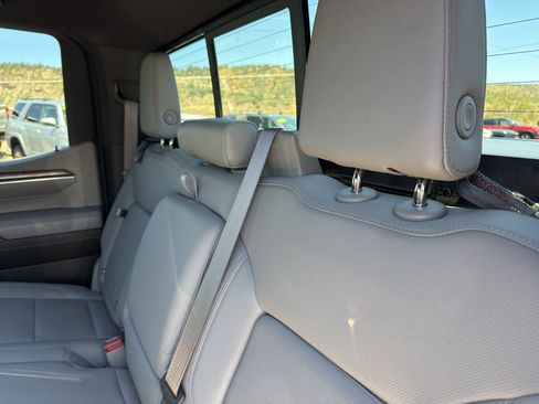 Used 2023 Chevrolet Silverado 1500 LTZ w/ LTZ Convenience Package II AWD/4WD image 8