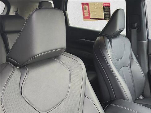 Used 2025 INFINITI QX60 Pure image 22