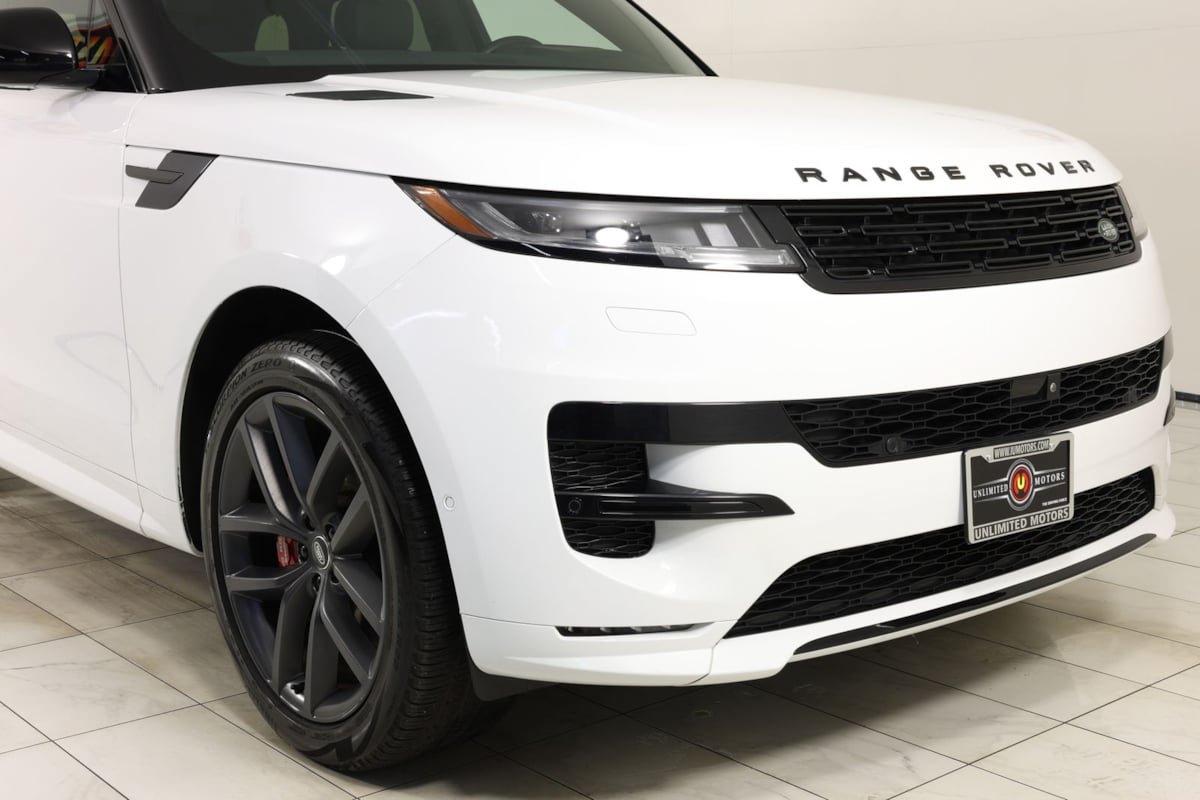 Used 2024 Land Rover Range Rover Sport Dynamic SE AWD/4WD image 37