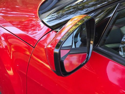 Used 2017 Hyundai Veloster Value Edition FWD image 11