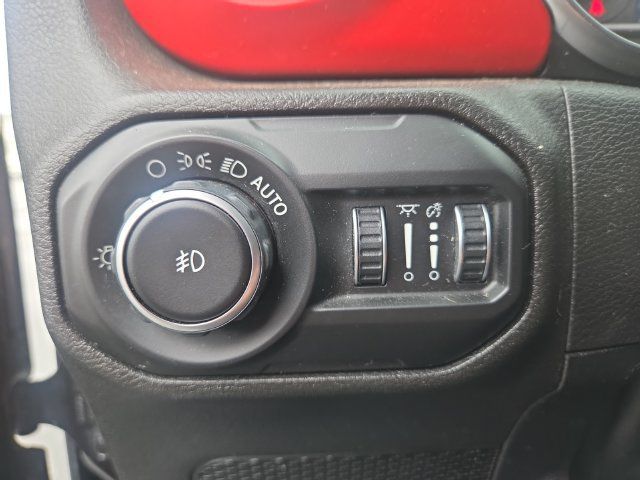 Used 2018 Jeep Wrangler Unlimited Rubicon AWD/4WD image 18