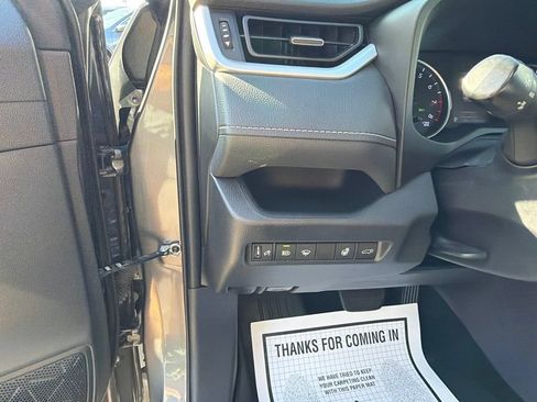 Used 2019 Toyota RAV4 XLE Premium w/ Cold Weather Package AWD/4WD image 25