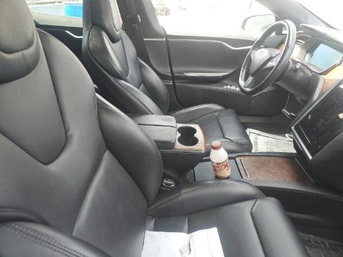 Used 2020 Tesla Model S Long Range Plus image 8