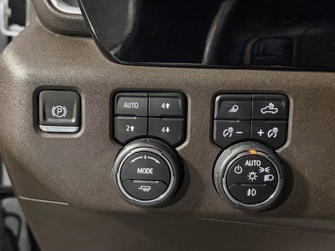 Used 2024 Chevrolet Silverado 3500 LTZ image 33