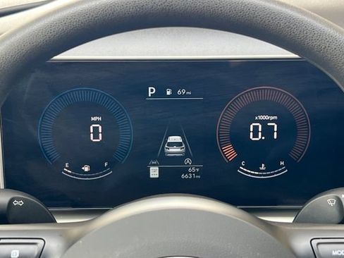 Certified 2025 Hyundai Tucson SEL FWD image 31