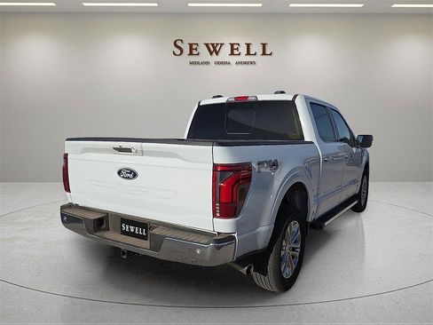Used 2024 Ford F150 Lariat w/ FX4 Off-Road Package image 4
