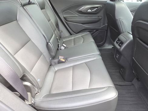 Used 2023 GMC Terrain SLT w/ Tech Package FWD image 28