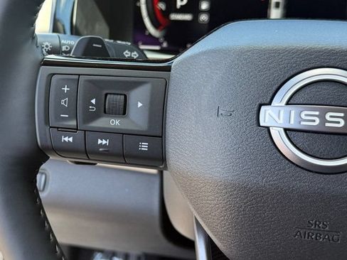 New 2026 Nissan Pathfinder SL w/ SL Premium Package (P04) FWD image 12