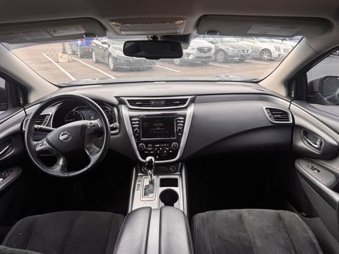 Used 2021 Nissan Murano SV FWD image 22