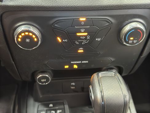 Used 2019 Ford Ranger XLT AWD/4WD image 29