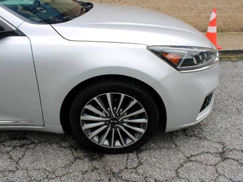 Used 2017 Kia Cadenza Technology image 24