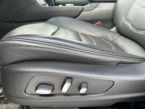 Used 2023 Cadillac XT6 Premium Luxury w/ Platinum Package image 24