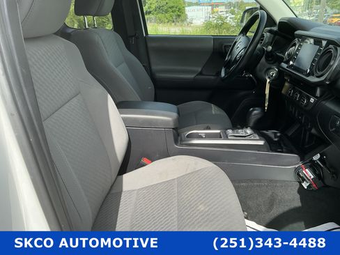 Used 2023 Toyota Tacoma SR RWD image 13