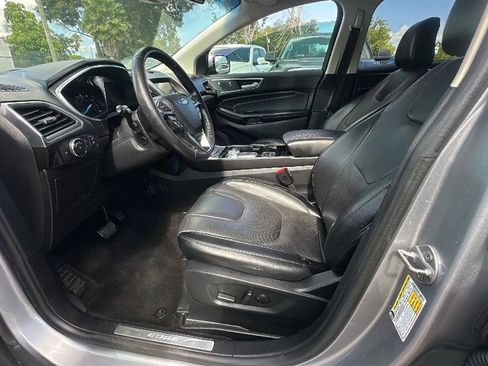 Used 2020 Ford Edge Titanium w/ Equipment Group 301A FWD image 20