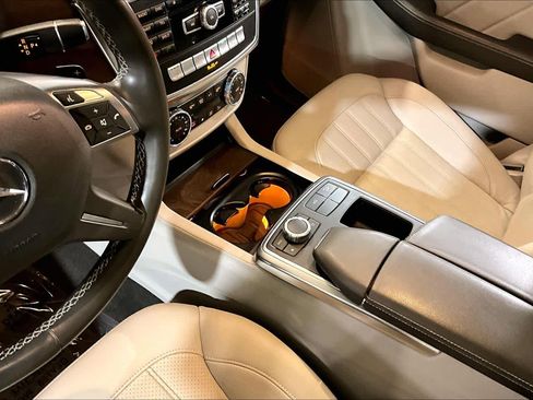 Used 2016 Mercedes-Benz GL 450 4MATIC image 16