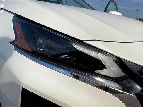 New 2025 Nissan Altima 2.5 SV w/ SV Special Edition Package image 34