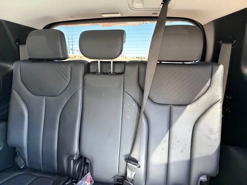 Used 2024 Hyundai Palisade XRT FWD image 9