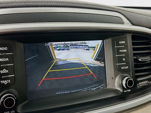 Used 2020 Kia Sorento EX FWD image 13