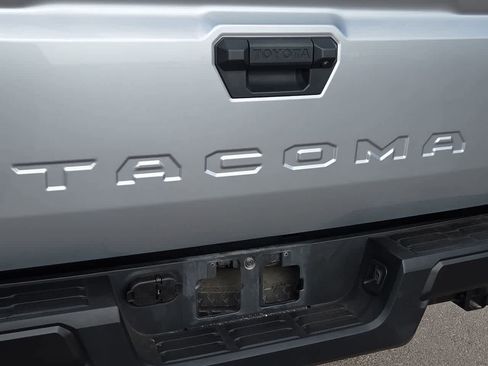 Used 2025 Toyota Tacoma SR RWD image 11