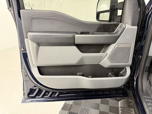 Used 2024 Ford F250 XLT w/ XLT Premium Package image 13