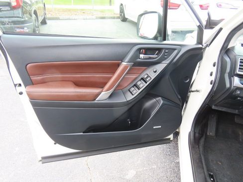 Used 2017 Subaru Forester 2.0XT Touring image 25