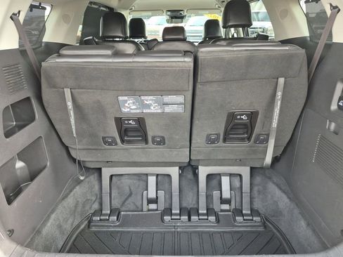 Certified 2023 Kia Carnival SX image 17