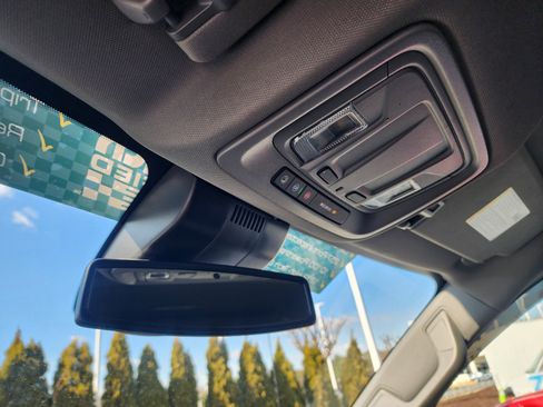 Used 2024 GMC Sierra 1500 SLT image 35