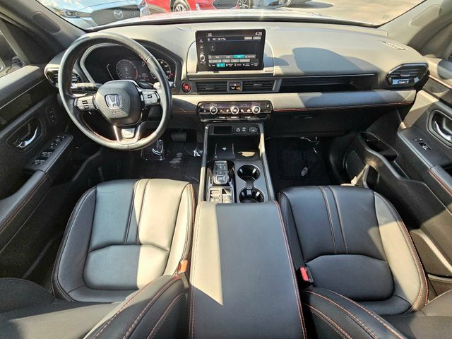 Used 2024 Honda Pilot TrailSport image 31