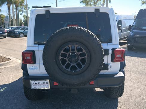 Used 2022 Jeep Wrangler Unlimited Sport image 6