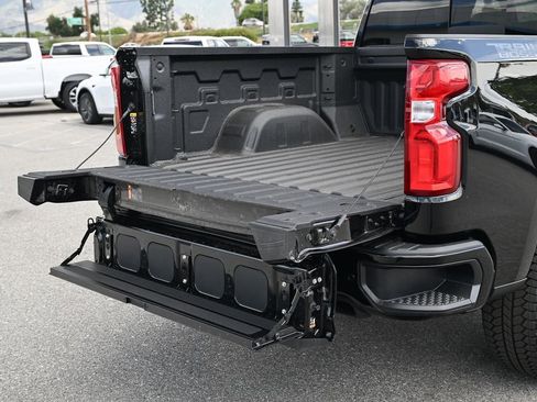 New 2026 Chevrolet Silverado 1500 LT Trail Boss w/ LT Trail Boss Premium Package AWD/4WD image 16