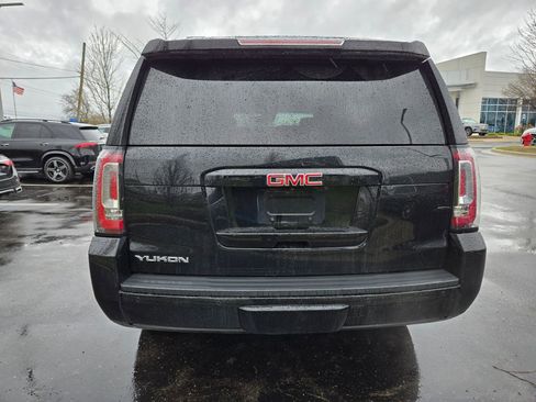 Used 2017 GMC Yukon SLT image 4
