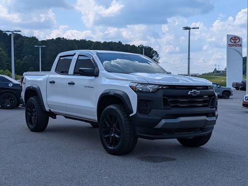 Used 2023 Chevrolet Colorado Trail Boss w/ Advanced Trailering Package AWD/4WD image 7