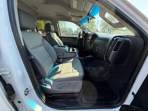 Used 2018 Chevrolet Silverado 2500 W/T w/ WT Convenience Package AWD/4WD image 22