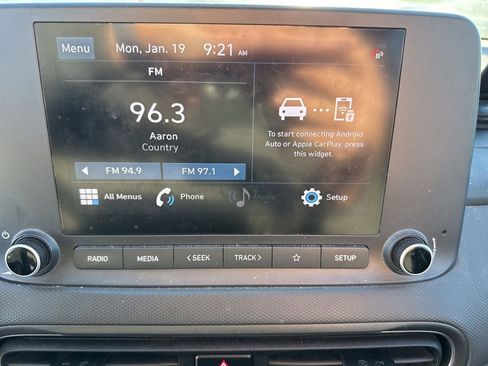 Used 2023 Hyundai Kona SEL image 25